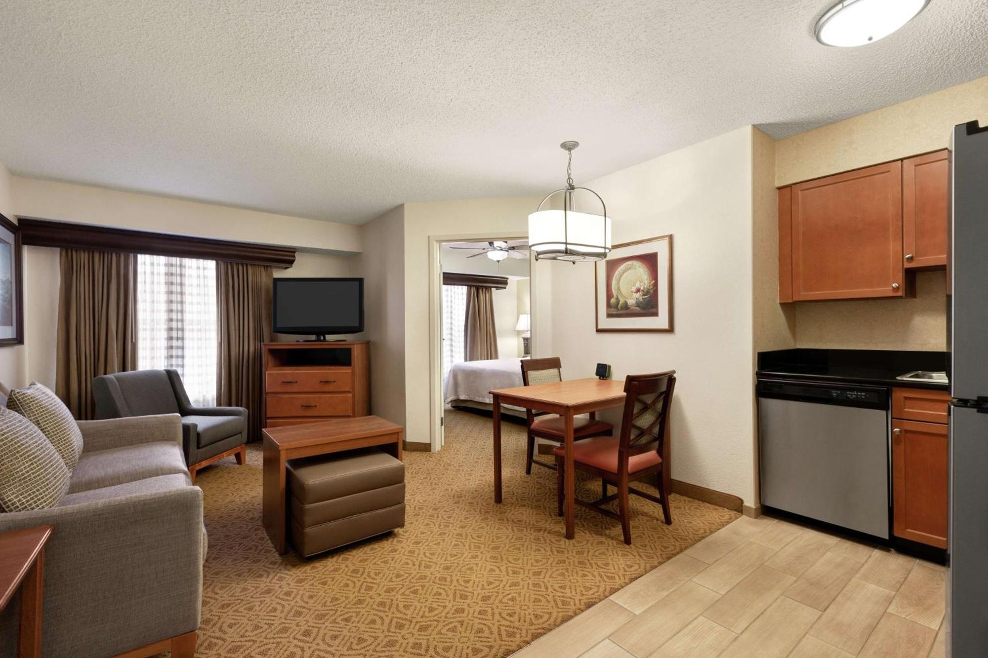 Homewood Suites By Hilton Dallas-Park Central Area Eksteriør billede